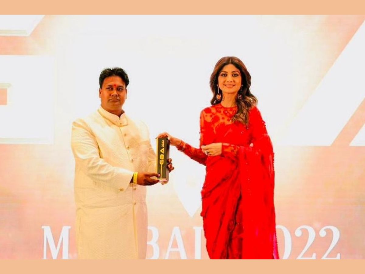 Meet Ahmedabad's famous astrologer Praveen Kumar Joshi, has received dozens of honors and awards